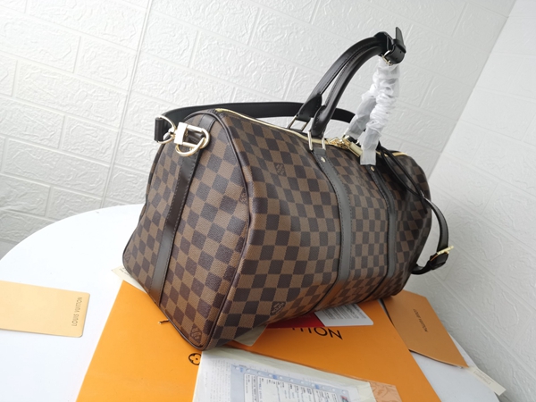 ルイヴィトンバッグ内部構造